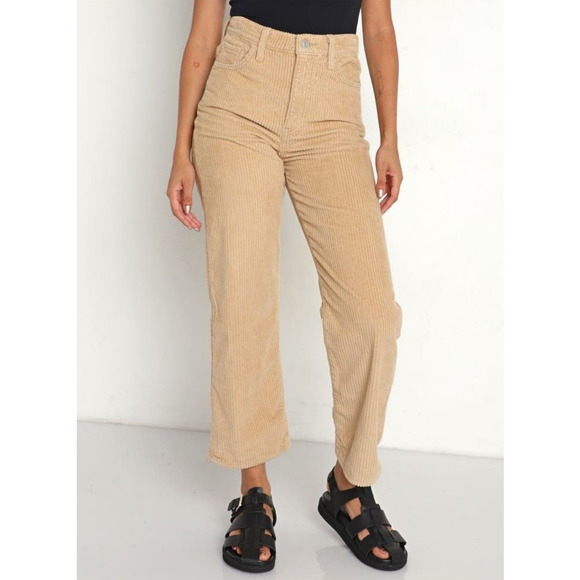Levi's Pants - Levi's 25 Granola Beige "Ribcage Straight Ankle" Corduroy Pockets Pants